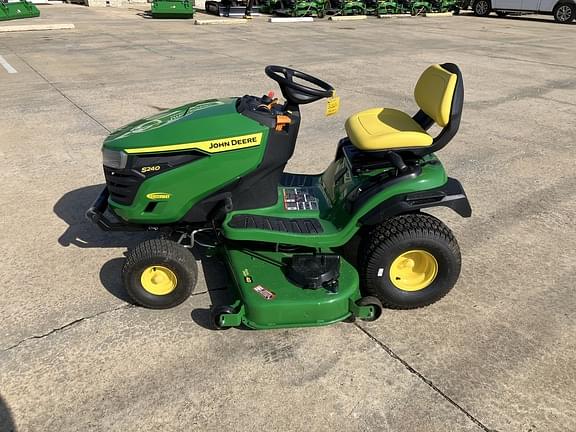 Image of John Deere S240 Primary image