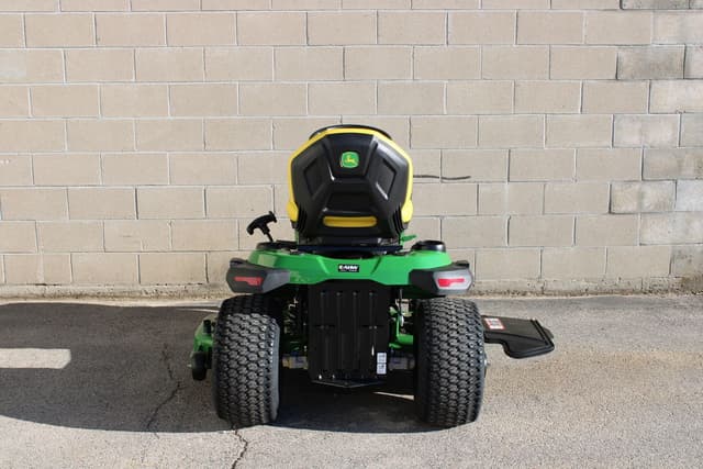 Image of John Deere S240 equipment image 3