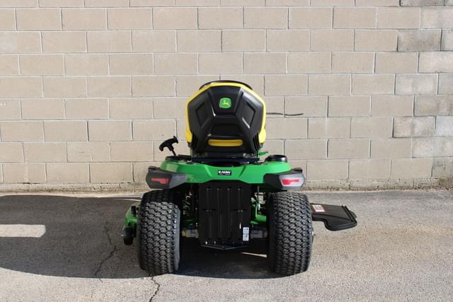 Image of John Deere S240 equipment image 3