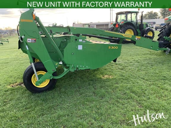 Image of John Deere S300 equipment image 3