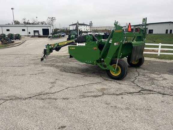 Image of John Deere S300 equipment image 3