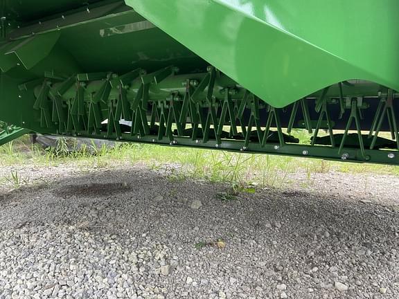 Image of John Deere S350 equipment image 4