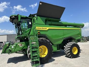 2025 John Deere S7 600 Equipment Image0