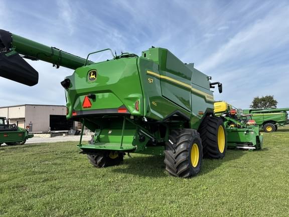 Image of John Deere S7 600 equipment image 2
