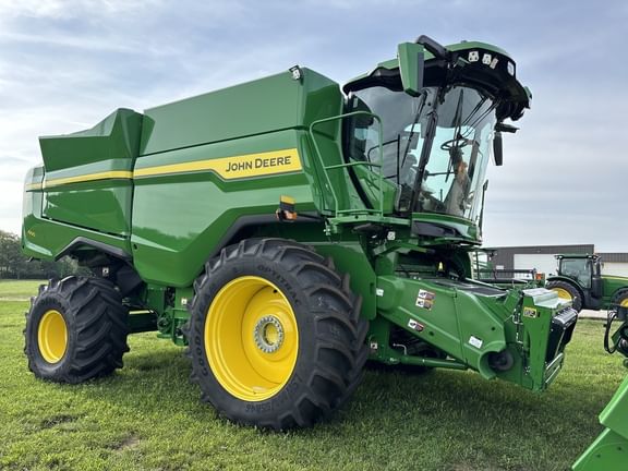 2025 John Deere S7 600 Equipment Image0