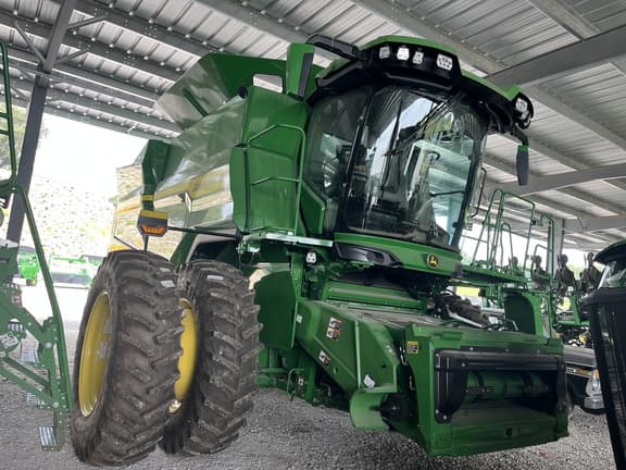 Image of John Deere S7 600 equipment image 2