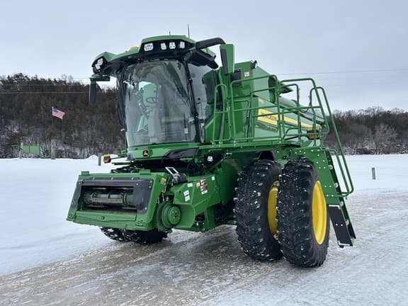 Image of John Deere S7 600 equipment image 4