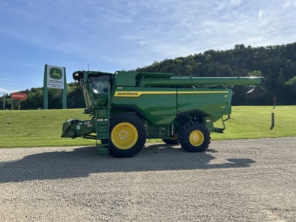Image of John Deere S7 600 equipment image 4
