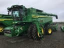 2025 John Deere S7 700 Image