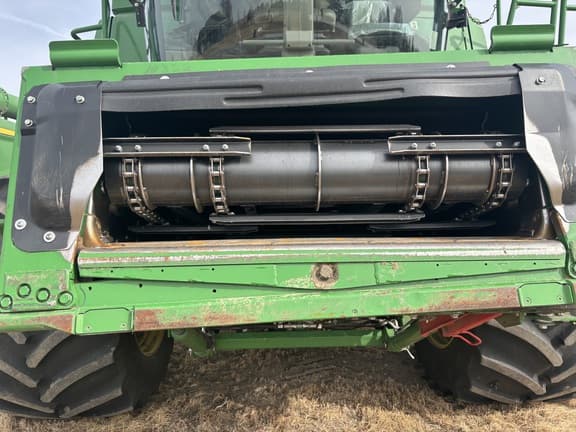 Image of John Deere S7 700 equipment image 2