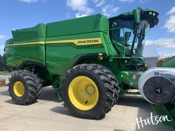 2025 John Deere S7 700 Equipment Image0