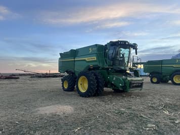 Main image John Deere S7 700