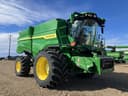 2025 John Deere S7 700 Image