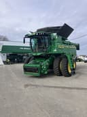 2025 John Deere S7 700 Image