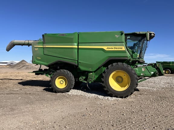 2025 John Deere S7 700 Equipment Image0