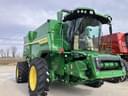 2025 John Deere S7 700 Image