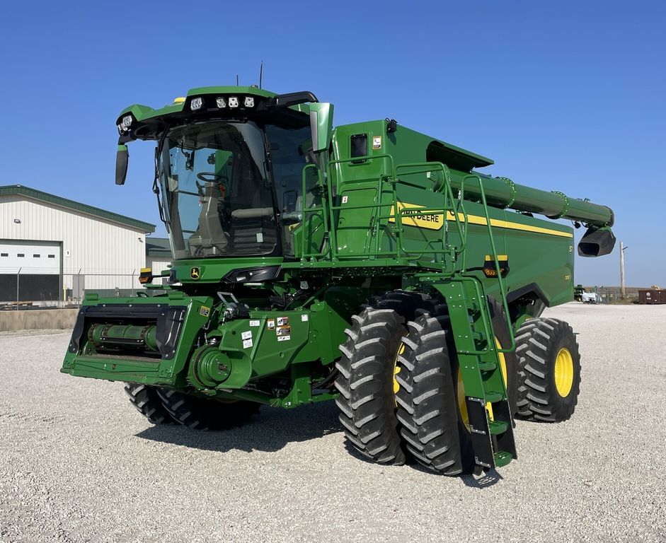 2025 John Deere S7 700 Equipment Image0