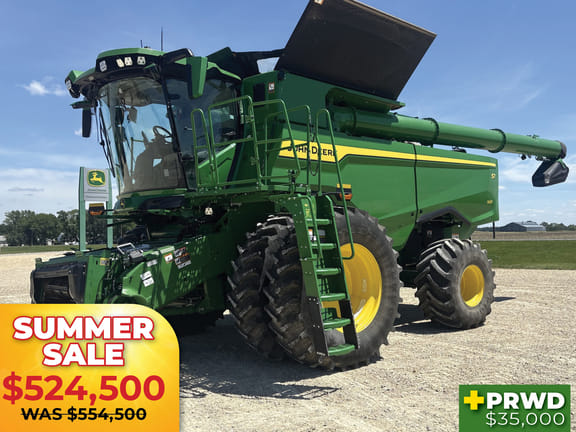 2025 John Deere S7 700 Image