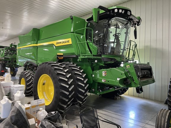 2025 John Deere S7 700 Equipment Image0