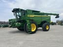 2025 John Deere S7 700 Image