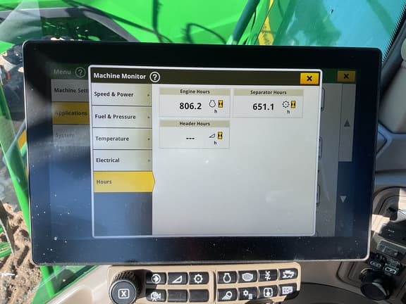 Image of John Deere S7 700 equipment image 2