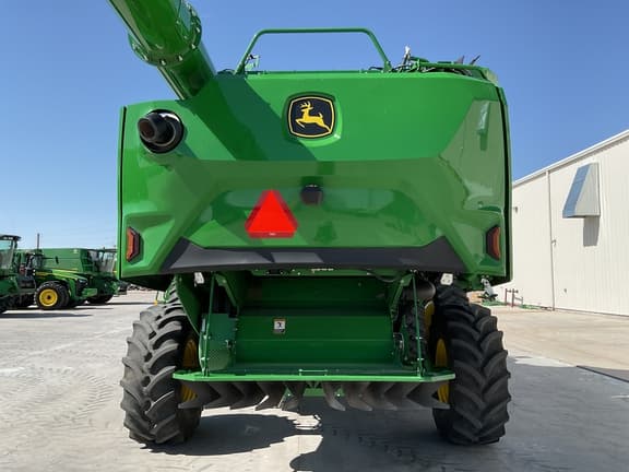 Image of John Deere S7 700 equipment image 3