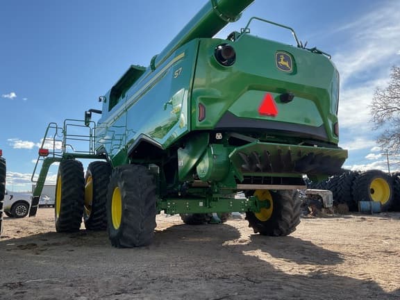 Image of John Deere S7 700 equipment image 3