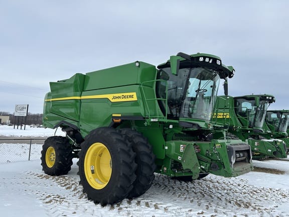 2025 John Deere S7 700 Equipment Image0