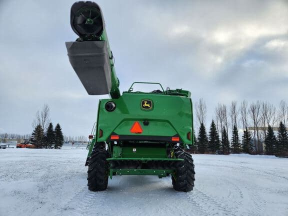 Image of John Deere S7 700 equipment image 3