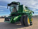 2025 John Deere S7 700 Image
