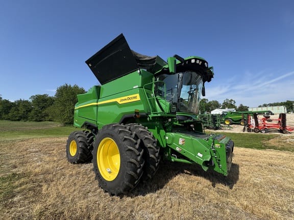 2025 John Deere S7 700 Equipment Image0