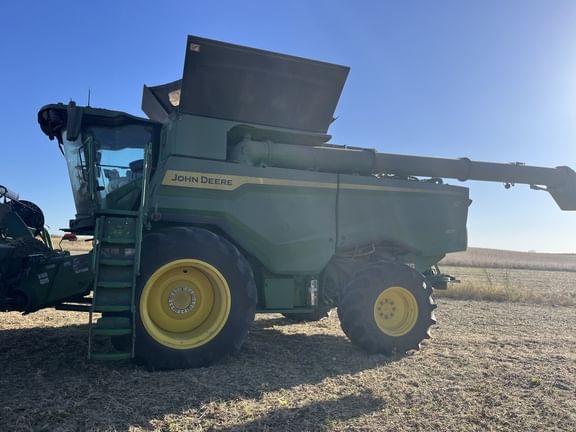 2025 John Deere S7 800 Equipment Image0