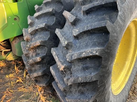 Image of John Deere S7 800 equipment image 4