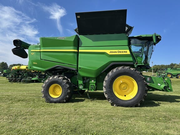 2025 John Deere S7 800 Equipment Image0