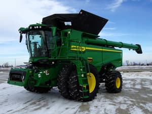 2025 John Deere S7 800 Image