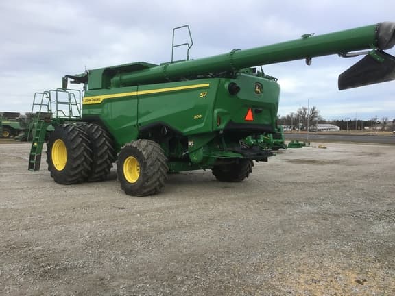 Image of John Deere S7 800 equipment image 3