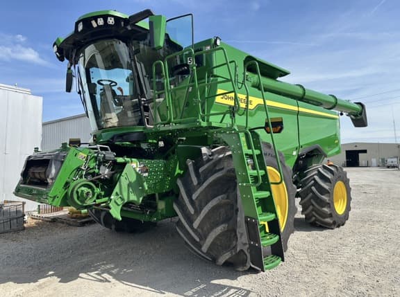 Image of John Deere S7 800 Image 0