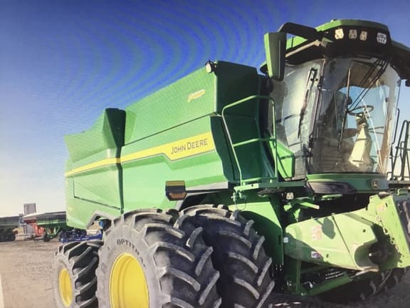 Image of John Deere S7 800 Primary image