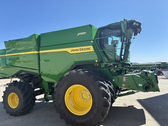 Image of John Deere S7 800 equipment image 3