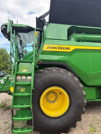 Image of John Deere S7 800 equipment image 3