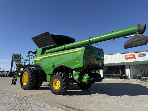 Image of John Deere S7 800 equipment image 1