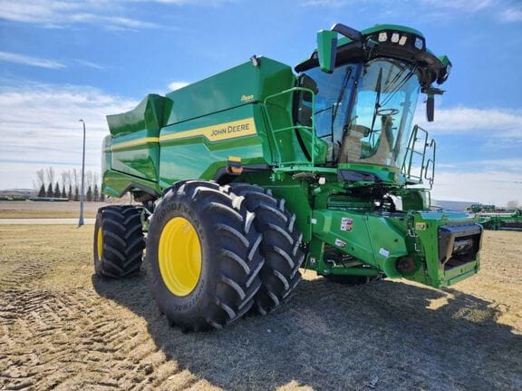 2025 John Deere S7 800 Equipment Image0