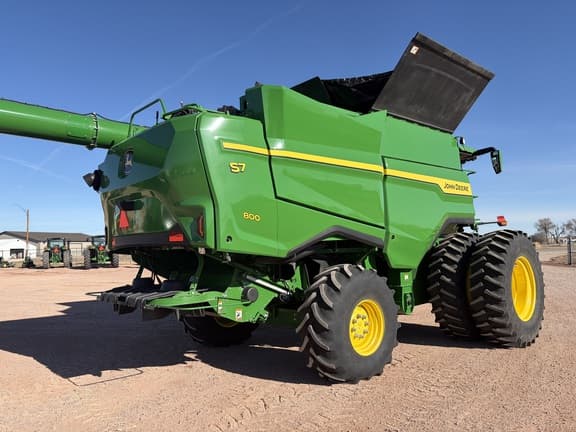 Image of John Deere S7 800 equipment image 3