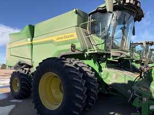 2025 John Deere S7 800 Image