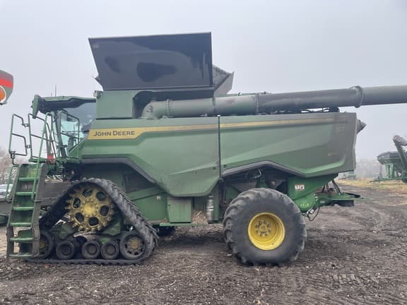 Image of John Deere S7 800 equipment image 3