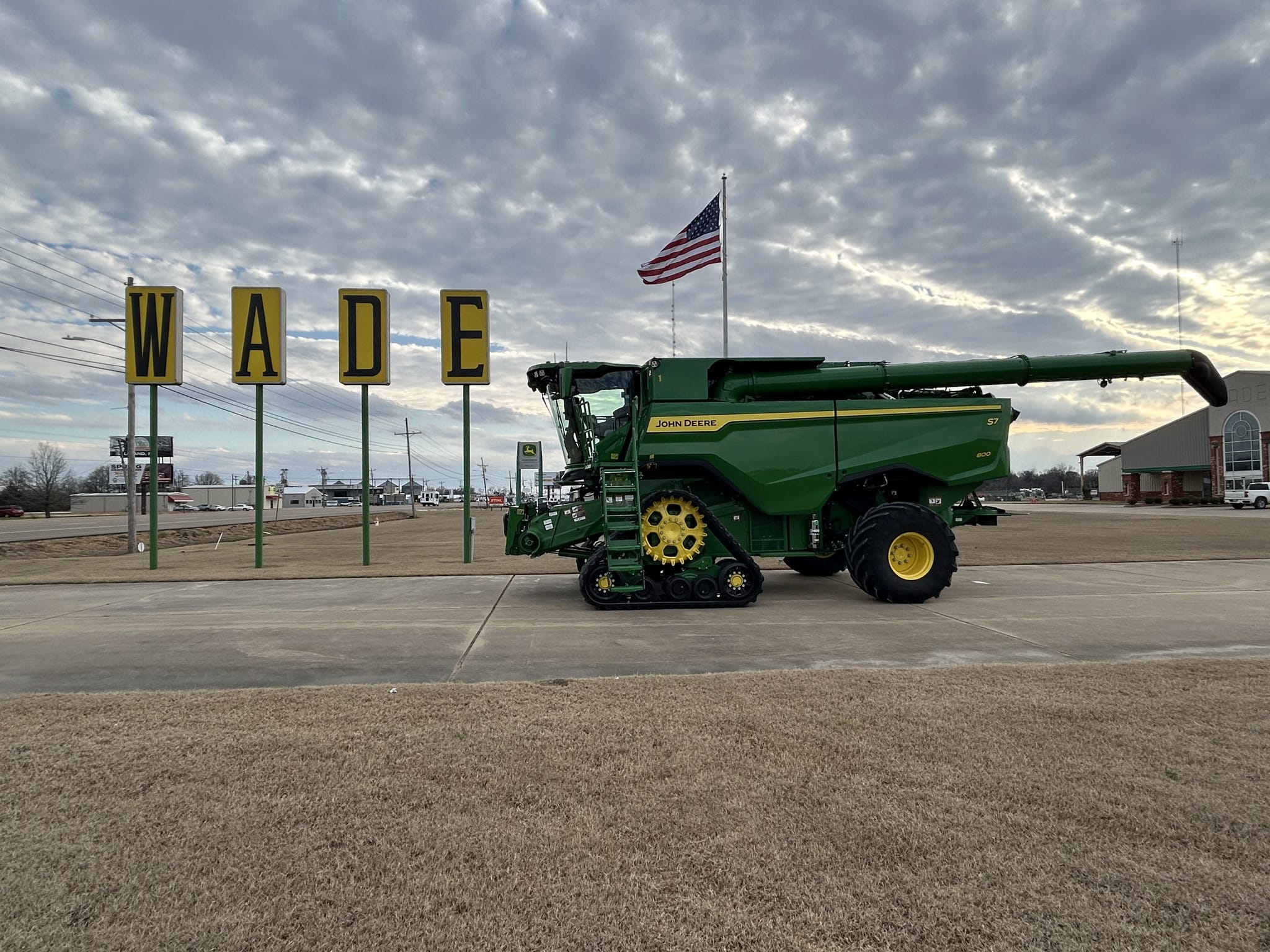2025 John Deere S7 800 Equipment Image0
