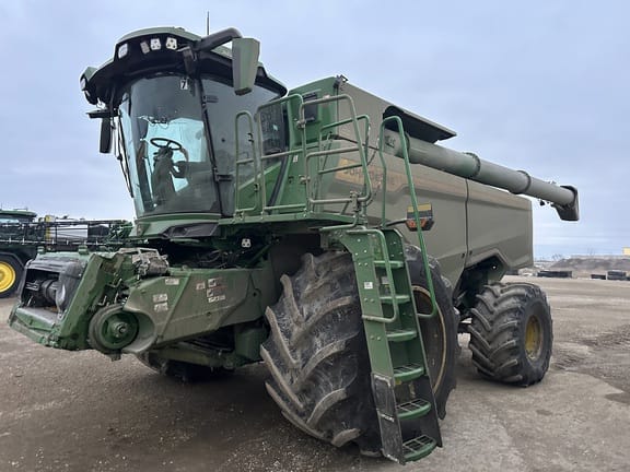 2025 John Deere S7 800 Equipment Image0