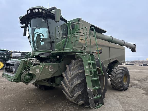 Image of John Deere S7 800 Image 0