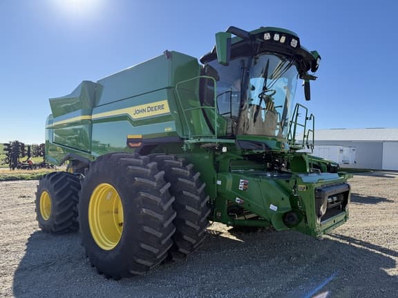 Image of John Deere S7 800 equipment image 1