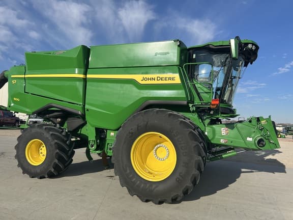 Image of John Deere S7 800 equipment image 3